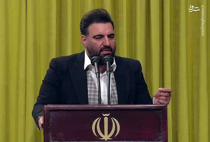 فیلم/ مداحی امیر کرمانشاهی در حسینیه امام خمینی(ره)