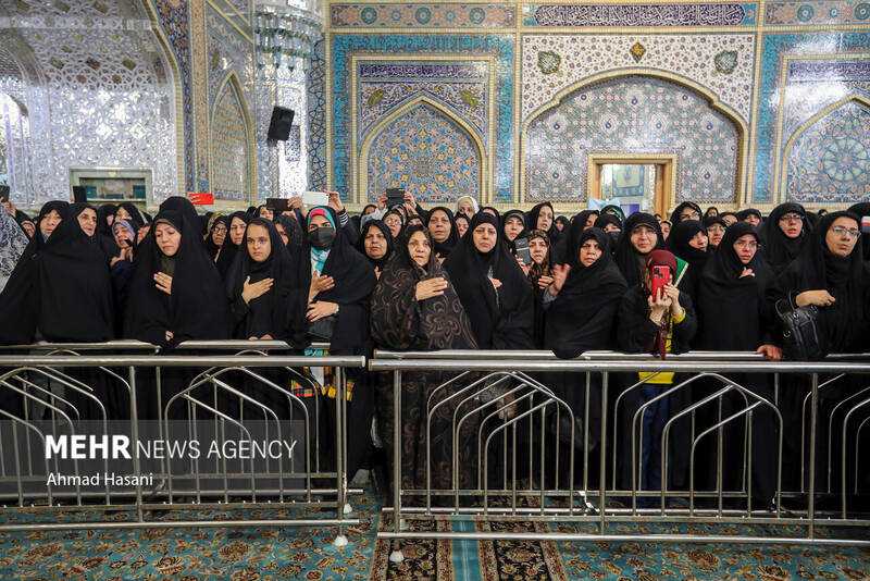 مراسم وداع با پیکر ۲ شهید حادثه تروریستی کرمان در حرم امام رضا (ع)