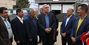 وزیر بهداشت حاضر به افتتاح طرحهای نیمهتمام نشد