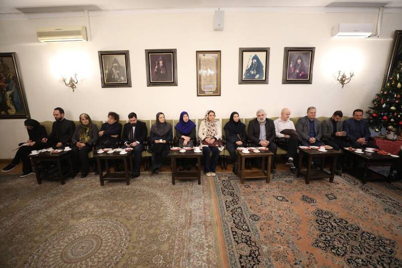 سخنگوی دولت به دیدار نخبگان ارمنی رفت