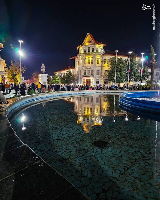 تصویری زیبا از پیاده راه فرهنگی میدان شهرداری رشت 2
