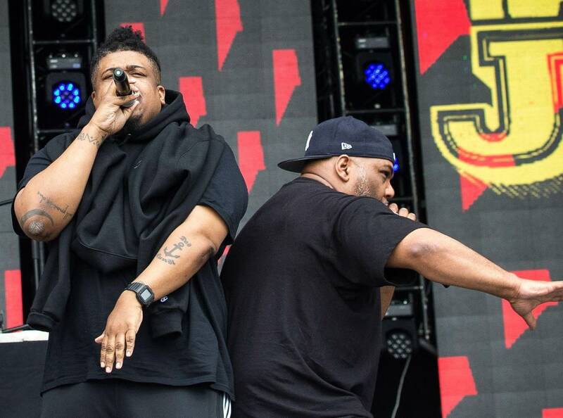 «رپ گانگستری» محصول «سیا» است/ بردهداران مدرن از طریق صنعت «سرگرمی» برده شکار میکنند! +عکس