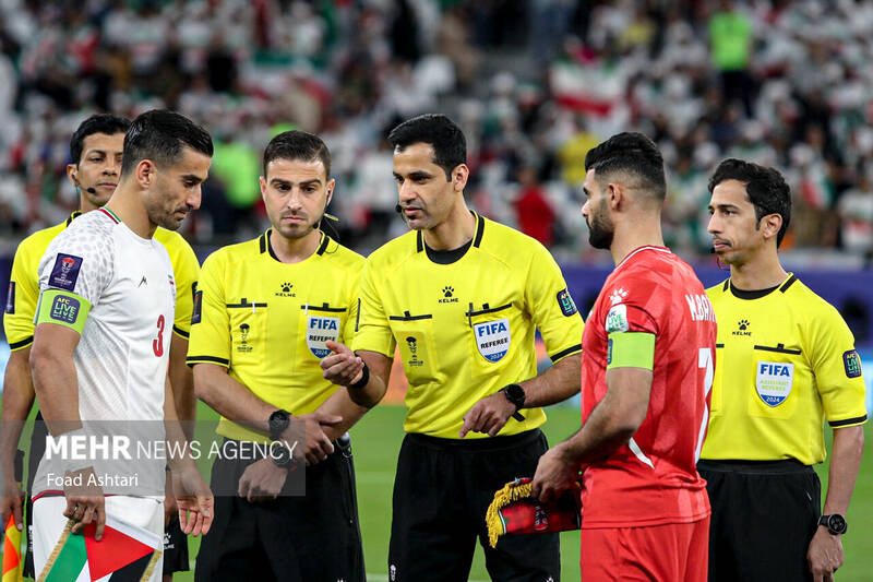 دیدار تیمهای فوتبال ایران و فلسطین