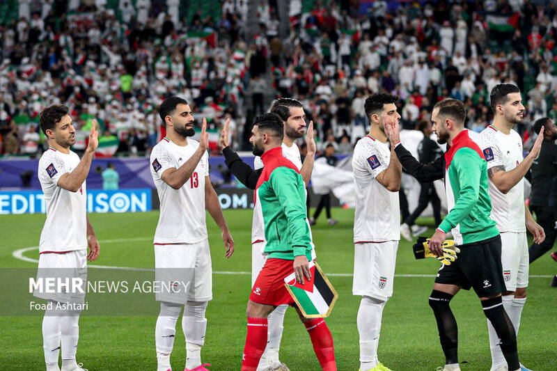 دیدار تیمهای فوتبال ایران و فلسطین