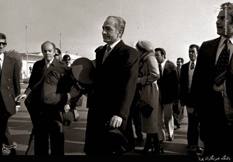 فرار سوم شاهانه