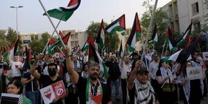 مردم بحرین در حمایت از فلسطین و یمن تظاهرات بر پا کردند