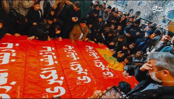 پیکر شهدای عملیات تروریستی رژیم صهیونیستی در سوریه تشییع شد+ عکس و فیلم