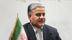 پیروز صد روز طوفان