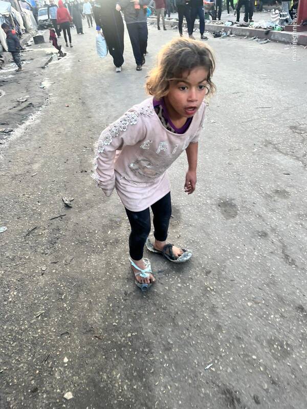 دمپاییهایی که گویای وضع فلسطین است! + عکس