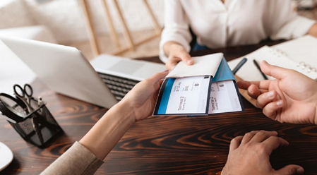 آیا بلیط هواپیما لحظه آخری ارزانتر است؟