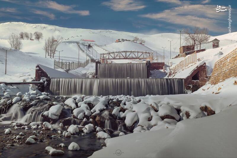 تصویری زیبا از کوهرنگ برفی