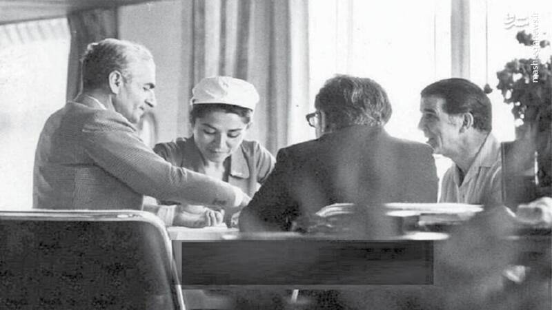 محمدرضا پهلوی به روایت حضرت آیتالله خامنهای