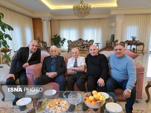 دیدار دو اسطوره کشتی جهان در مازندران/ موحد به منزل امامعلی حبیبی رفت+ عکس