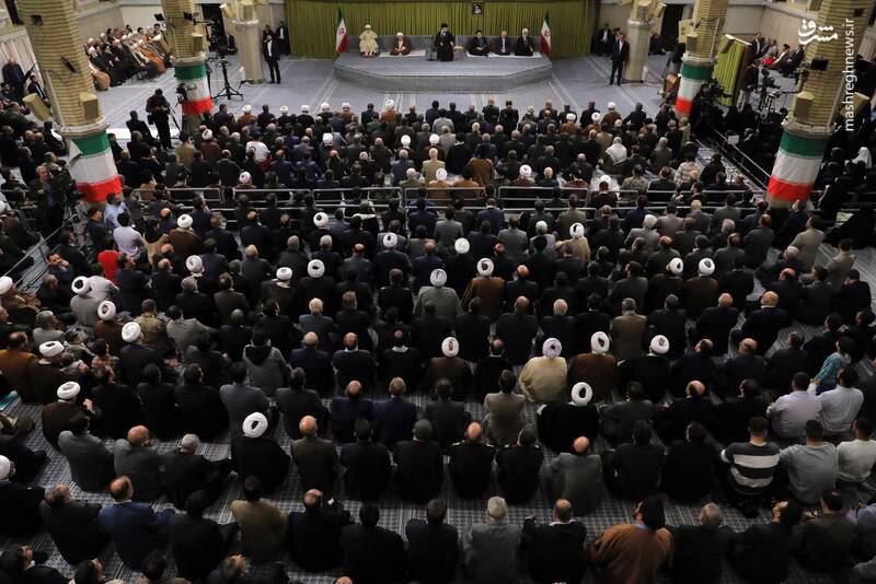 تبریک به مناسبت عید مبعث/ما هم مورد خطاب بعثت نبی مکرم اسلام هستیم/ امام بزرگوار مبعث را برای مردم بیان کرد، از مردم مجاهدت را مطالبه کرد، مردم هم اجابت کردند