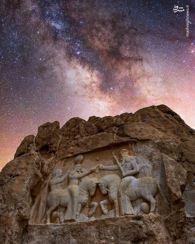 تصویری استثنایی از ردِ کهکشان راه شیری بر سنگنگارهی اهورامزدا 2