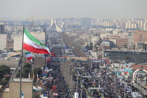 7 حاشیه جالب راهپیمایی 22 بهمن / 20 سلاحی که در تهران به نمایش عمومی درآمد