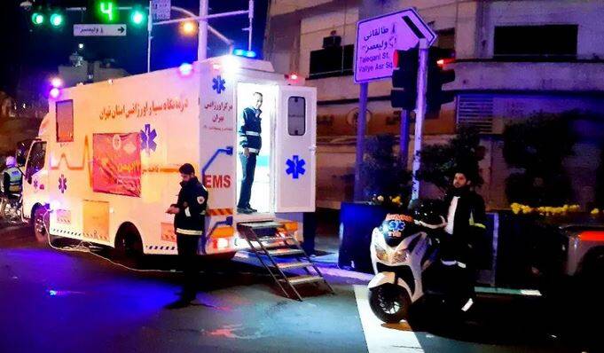 آغاز جشن ۴۵ سالگی انقلاب اسلامی در سراسر کشور/حضور پرشور مردم و نمایش اقتدار دفاعی در مسیر راهپیمایی ۲۲ بهمن +فیلم و عکس