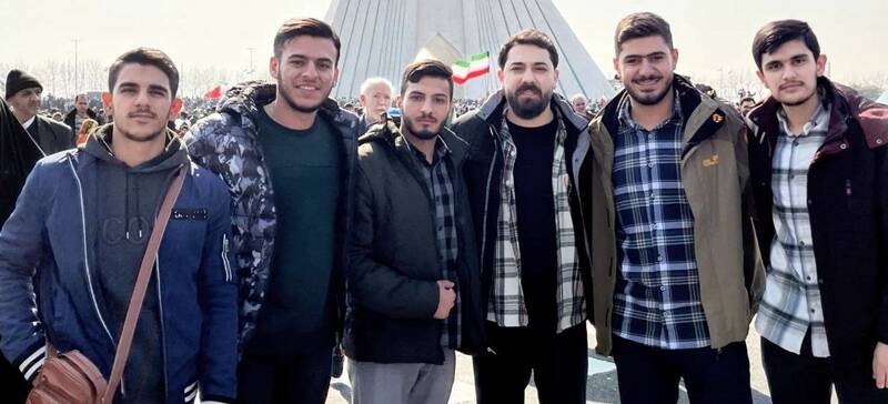 حضور مداحان، منبریها و نوحهسرایان در راهپیمایی ۲۲ بهمن +عکس