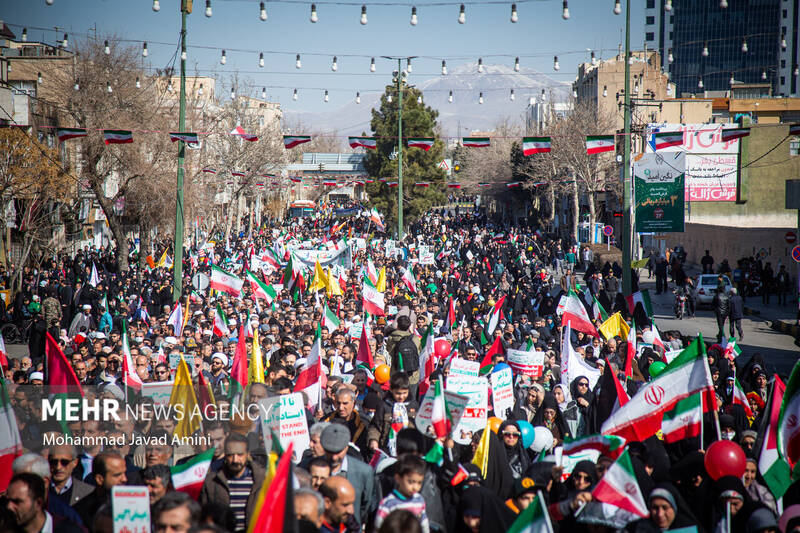 راهپیمایی ۲۲ بهمن در قزوین