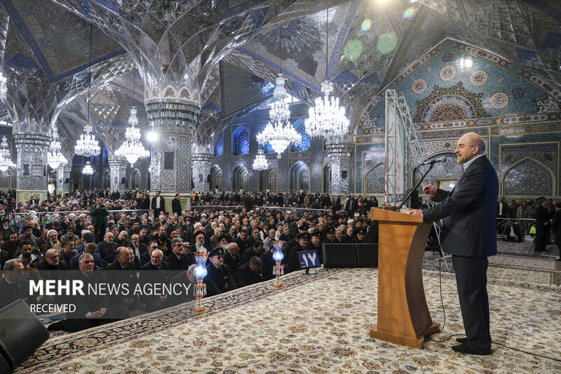 حضور رئیس مجلس در راهپیمایی ۲۲ بهمن در شهر مشهد مقدس