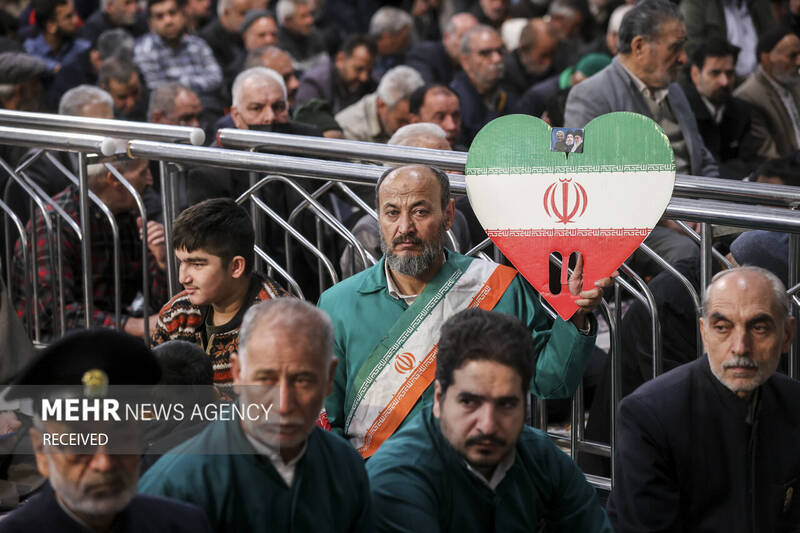 حضور رئیس مجلس در راهپیمایی ۲۲ بهمن در شهر مشهد مقدس