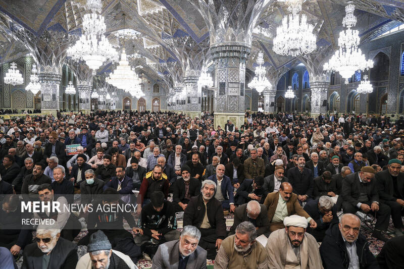 حضور رئیس مجلس در راهپیمایی ۲۲ بهمن در شهر مشهد مقدس