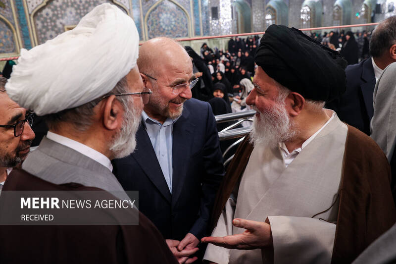 حضور رئیس مجلس در راهپیمایی ۲۲ بهمن در شهر مشهد مقدس