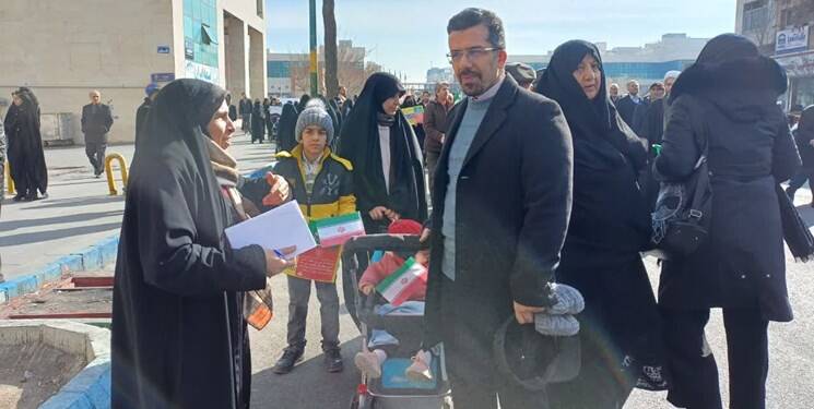 ماجرای بشکههای نفت در راهپیمایی ۲۲ بهمن تبریز +عکس