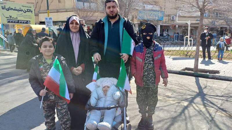 ماجرای بشکههای نفت در راهپیمایی ۲۲ بهمن تبریز +عکس