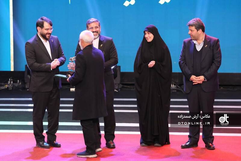 حضور زینب سلیمانی در جشنواره فجر + عکس 3