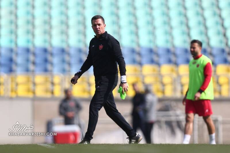 مخالف برکناری اوسمار هستم/ اگر سرمربی پرسپولیس تغییر کند یعنی باشگاه روی هواست