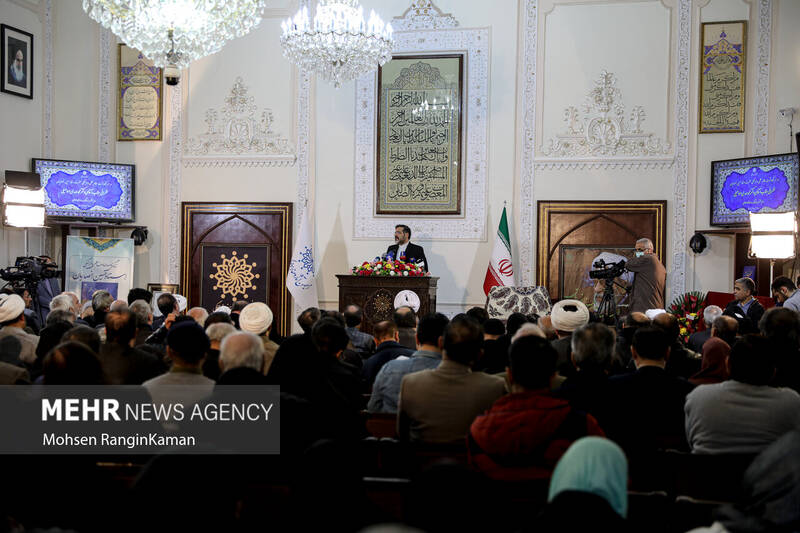 مراسم نکوداشت مقام علمی و فرهنگی استاد «شیخ حسین انصاریان» با حضور وزیر فرهنگ و ارشاد اسلامی چهارشنبه ۲۵ بهمن ۱۴۰۲ در محل انجمن آثار و مفاخر فرهنگی برگزار شد