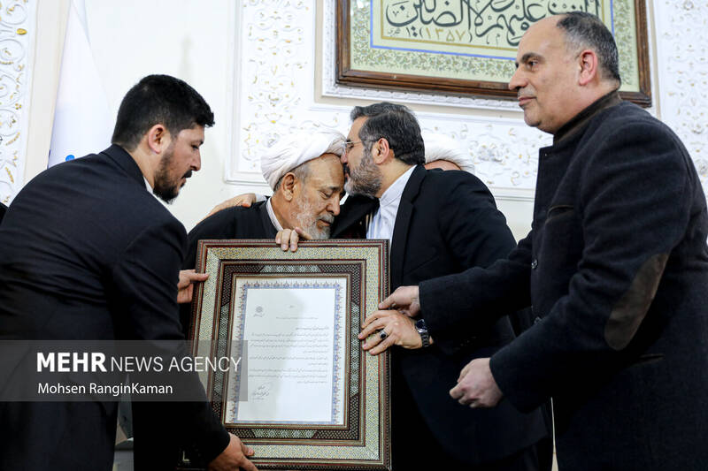 عکس / نکوداشت استاد «شیخ حسین انصاریان» 18