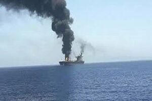 انفجار نزدیک یک کشتی در شرق بندر عدن یمن