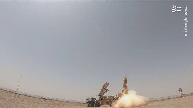 سامانههای پدافند هوایی «آرمان» و «آذرخش» رونمایی شدند+ عکس و فیلم