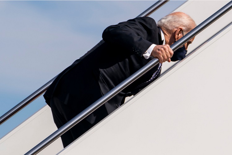 جمهوریخواهها در دادگاه؛ دموکراتها آشفته