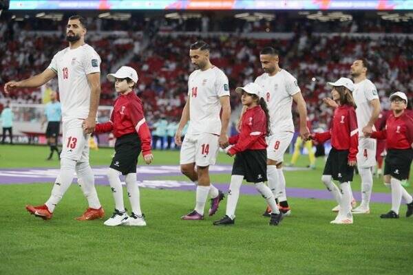 قلعهنویی انتظارات را برآورده نکرد/۱۰۰ سال میتوانیم قهرمان نشویم