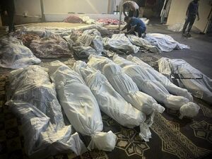 شهدای بمباران دیر البلح از ۲۰ نفر فراتر رفت