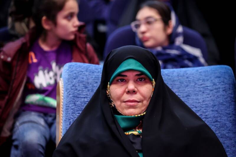 گردهمایی بزرگ «ایران آینده» و حضور قالیباف، در جمع دختران جوان دانشگاه و محلات تهران