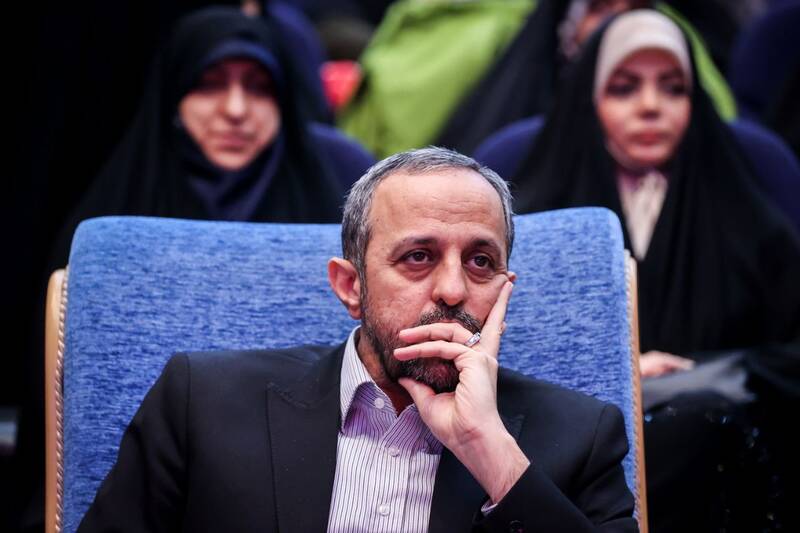 گردهمایی بزرگ «ایران آینده» و حضور قالیباف، در جمع دختران جوان دانشگاه و محلات تهران