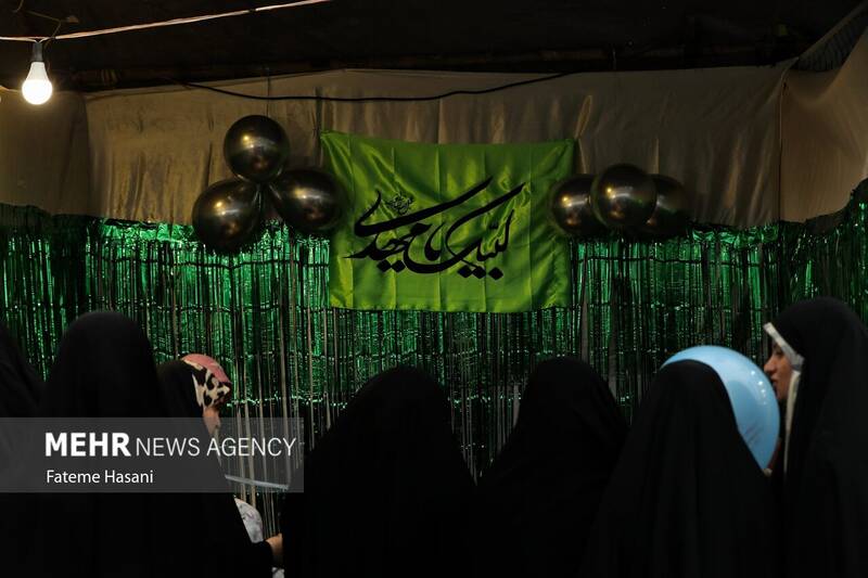 پیاده روی زائران نیمه شعبان در بلوار پیامبر اعظم