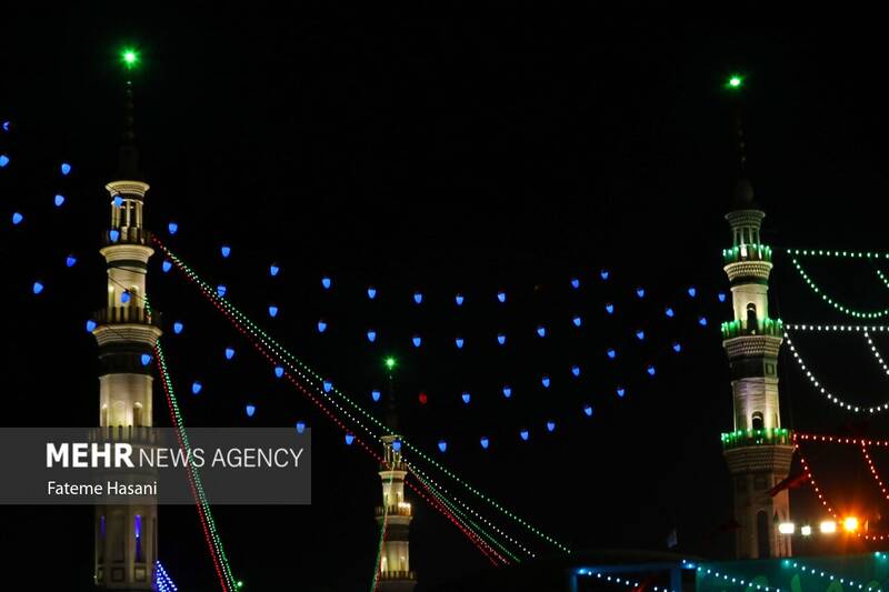 پیاده روی زائران نیمه شعبان در بلوار پیامبر اعظم