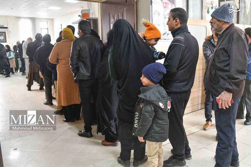 عکس/ حضور پر شور زاهدانیها در انتخابات