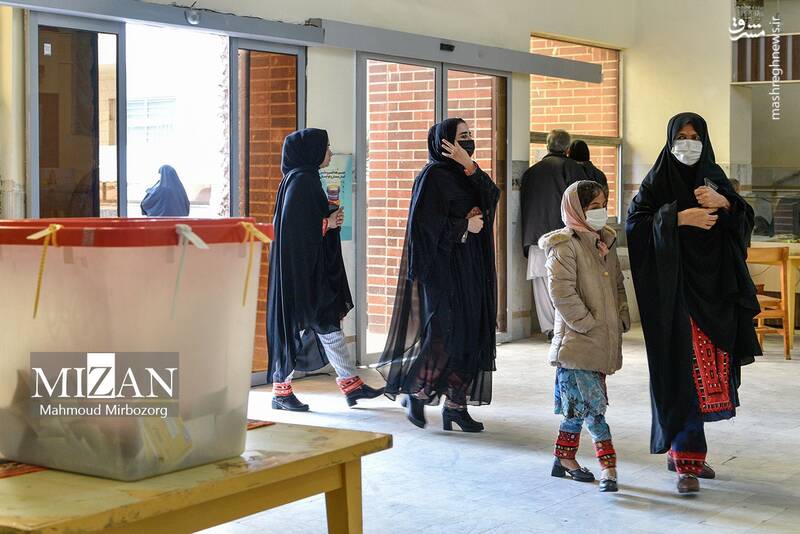 عکس/ حضور پر شور زاهدانیها در انتخابات