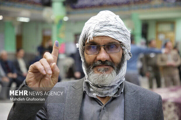 بررسی میزان مشارکت مردمی در انتخابات استانها / خلق حماسه ای دیگر 18