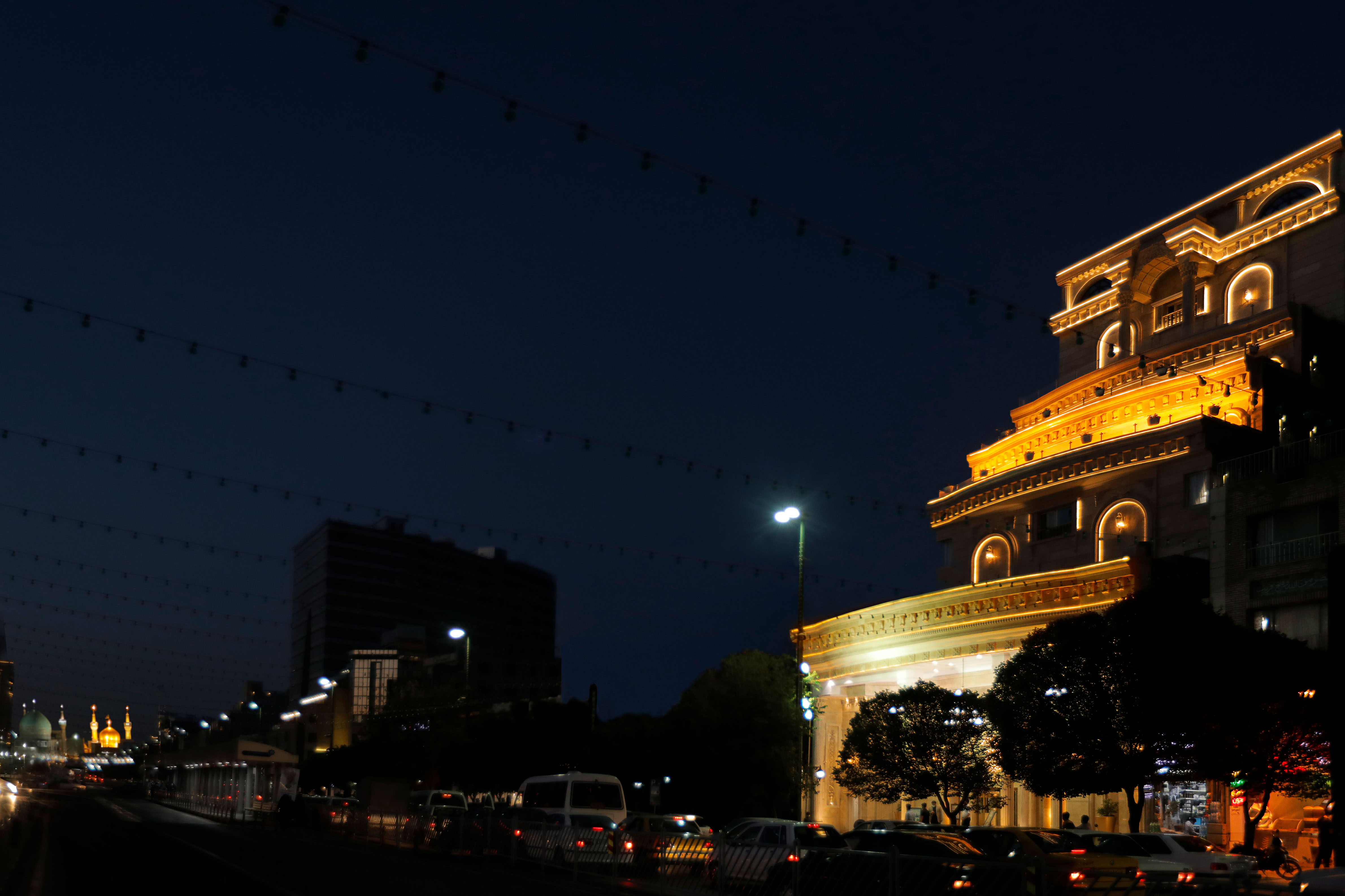 هتل بین المللی قصر مشهد