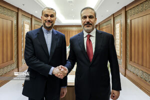 وزیران خارجه ایران و ترکیه در جده دیدار کردند