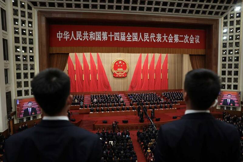 چین در مقابله با چالش های اقتصادی خود ناکام مانده است