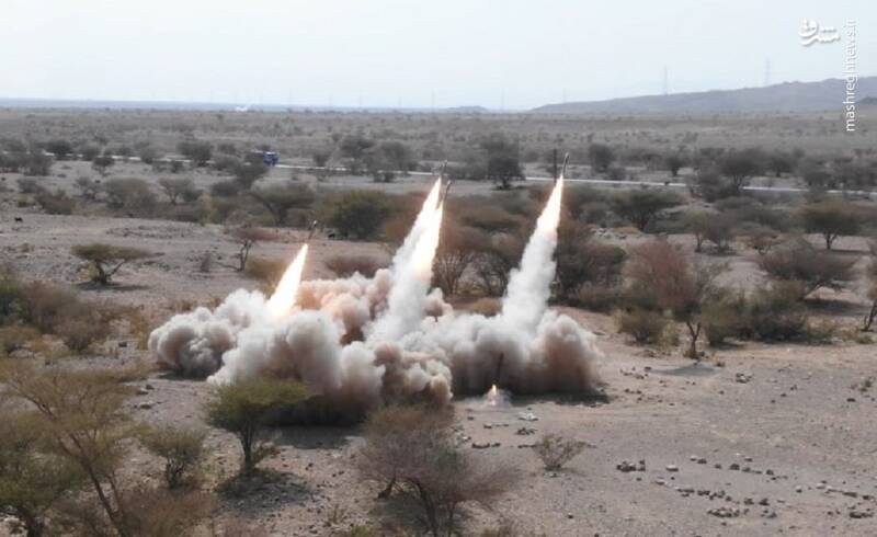 رزمایش ارتش یمن و شبیهسازی مقابله با حمله زمینی آمریکا و انگلیس + عکس