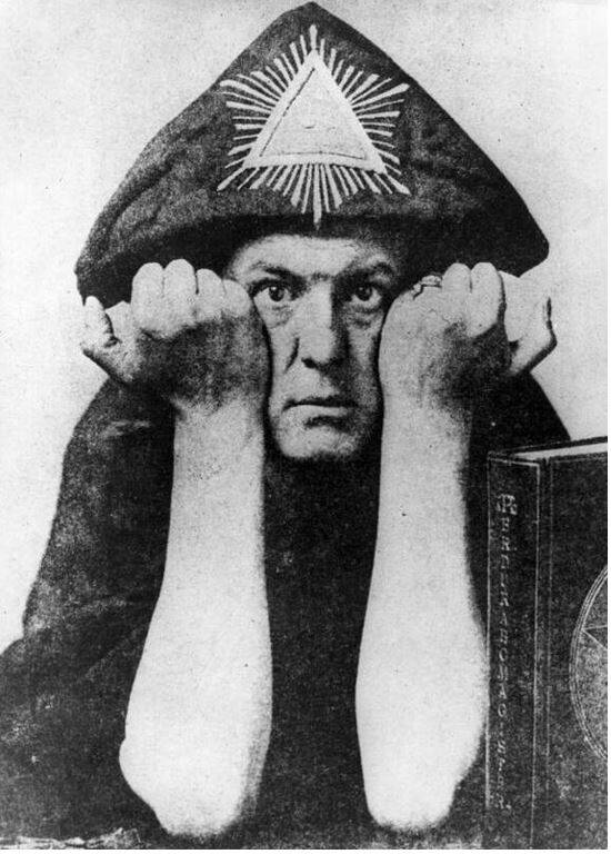 پدر صنعت موشکی آمریکا کیست و چگونه کشته شد؟ +عکس و فیلم